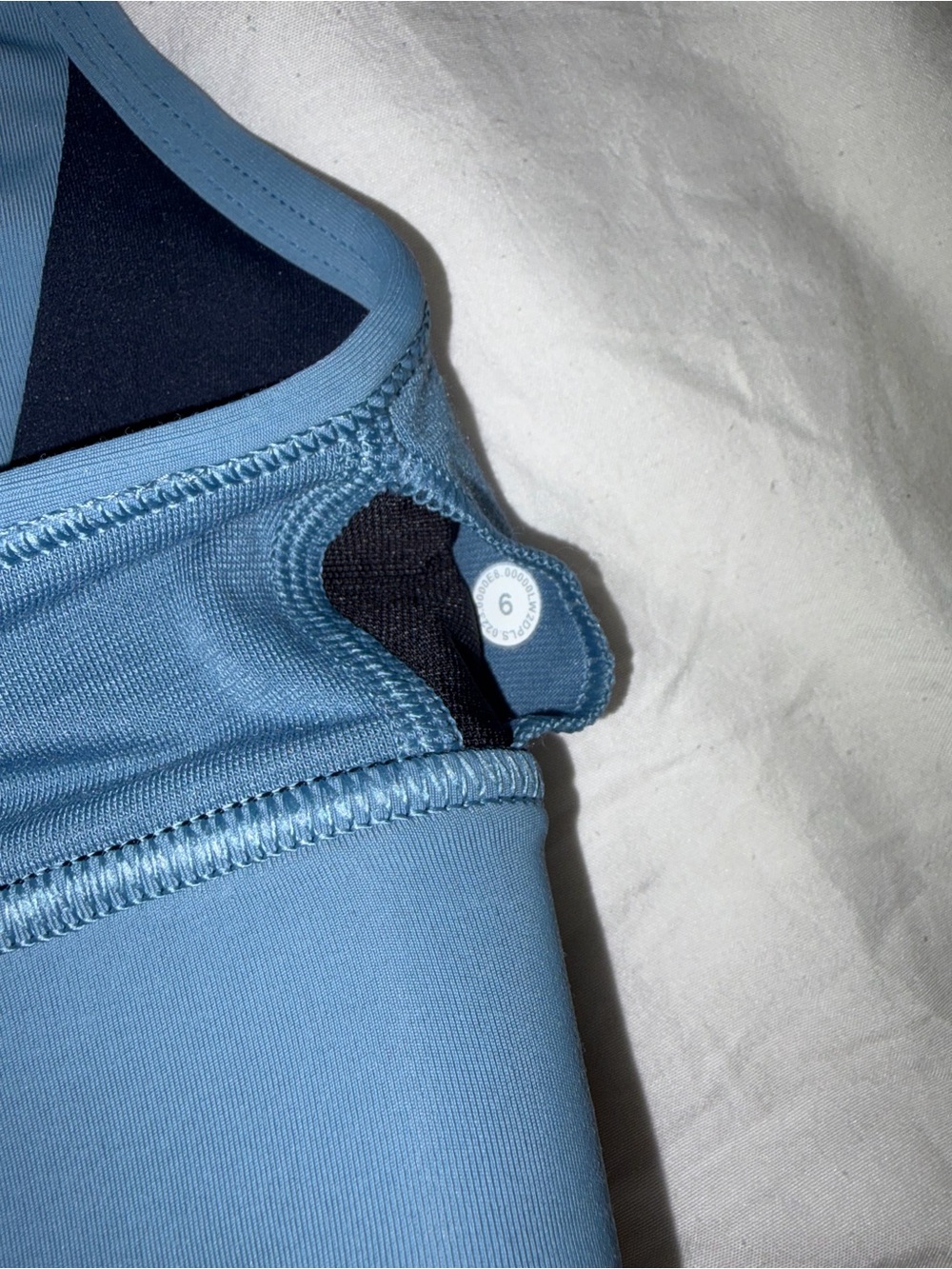 lululemon two-tone light blue and navy strappy sports bra - Picture 4 of 5